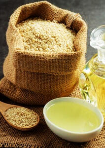 10 Facts About the Benefits of Sesame Oil